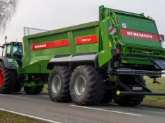 Premiery od Korbanka: ciągniki Aupax, rozrzutnik i nawigacja na Agro Show 2025