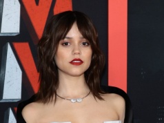 Jenna Ortega w odważnej stylizacji. Tak ubrała się na koncert Lady Gagi