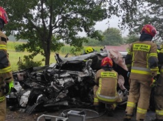 Przerażający wypadek w Bornitach. Wrak wygląda jak po eksplozji