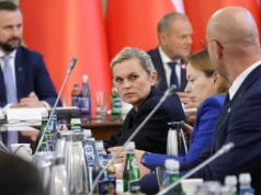 Burza wokół nowego przedmiotu. Polacy po stronie MEN czy KEP? Nowy sondaż
