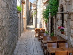 Wygonili Polaków z restauracji w Chorwacji. Potem kazali zapłacić za obsługę