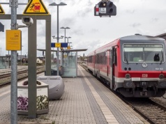 Tak się żyje w Niemczech. Imigrant z Iraku wepchnął pod pociąg 16-latkę