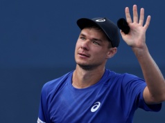 Szczęśliwy finał skandalicznego incydentu z czapką na US Open. Kamil Majchrzak odnalazł chłopca