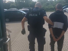 Poszukiwali 15-latki, a odkryli narkotyki. Dwaj mężczyźni z zarzutami