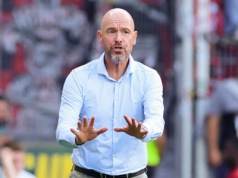 Bayer Leverkusen zwolnił ten Haga po zaledwie dwóch kolejkach!