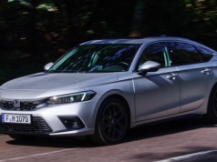 Honda ma swoją „Corollę”. Szkoda, że nie jest tak popularna, bo ma mocniejszy silnik