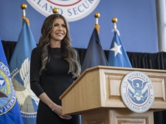 Kristi Noem: Rozszerzymy działalność ICE w Chicago