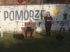 Wspomnienia szczecińskich osadników wybrzmiały głosem artystów