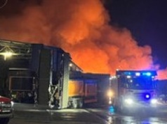 Wielki pożar odpadów pod Lublinem. Akcja może potrwać dni