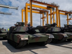 Ulgi podatkowe przyciągają inwestorów. Branża obronna wchodzi do SSE