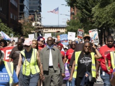 Wiec w Chicago pod hasłem: „Pracownicy przeciwko miliarderom”