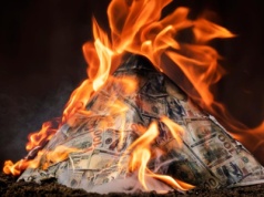 Pustka po CoinPlexie. Piramida runęła, więc szukają nowej, żeby się odkuć