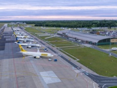 Lotnisko Modlin: Osiem miesięcy i tylko 1,1 mln pasażerów