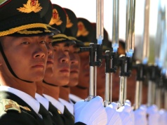 Chiny mają potężną armię i zbroją się na potęgę. "Ogromne inwestycje"