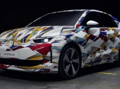 VW ID. Polo – taką nazwę otrzymuje koncept VW ID.2all. Na IAA 2025 będzie też VW ID. Cross, brat Skody Elroq