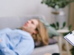 Psychoterapia – kiedy warto zrobić pierwszy krok? Sygnały, których nie warto ignorować