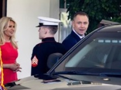 Nawrocki ciepło o Kosiniaku-Kamyszu, oschle o Sikorskim