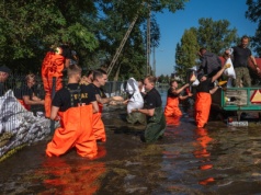 Dezinformacja o klimacie bije rekordy zasięgów. Jej twórcy zarabiają na wprowadzaniu w błąd