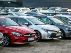 Jakie auta używane kupują Polacy? Lepsze BMW po wypadku, niż nowy Fiat