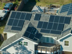 Trump kontra OZE. Firmy i prosumenci szukają wyjścia z kryzysu