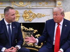 Narcystyczne skłonności nowego prezydenta i jego otoczenia nie zwiastują gry w drużynie [FELIETON]