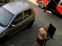 Szczyt bezczelności. Robił to w biały dzień w lokalu