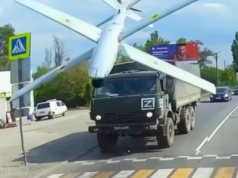Niezwykłe nagranie uderzenia tajnego drona w rosyjski pojazd