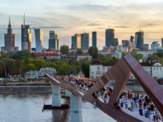 Rekordowo niska Wisła nie tylko przez suszę. „Rabunkowy biznes”