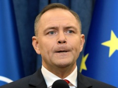 Sikorski trafił Nawrockiego w czuły punkt. Prezydent próbuje się odgryzać