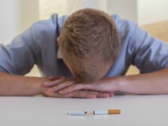 Aptekarze gotowi na pomoc palaczom. Ale Ministerstwo Zdrowia zatrzymuje inicjatywę