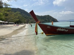 Egzotyczny kraj funduje turystom darmowe loty. Są jednak drobne warunki