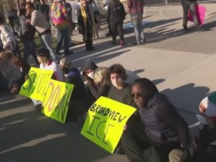 Protesty przeciw działaniom ICE w Chicago