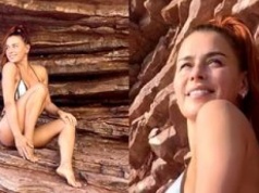 Wakacyjna Natasza Urbańska w bikini pręży smukłe ciało na skałach. Internauci: "Cudna ta nimfa"