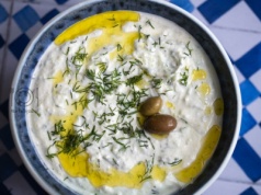 Tzatziki – oryginalny przepis na grecki dip