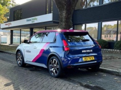 Firmy kupują Renault 5 na swój samochód służbowy. „Stanie się skutecznym narzędzie naszej promocji”