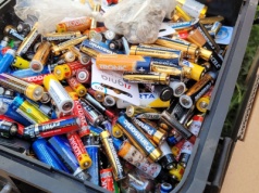 Lublin świętuje Światowy Dzień Recyklingu Baterii. Oddaj zużyte baterie i odbierz upominek
