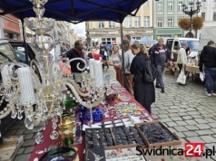 Tłumy na wrześniowej Giełdzie Staroci, Numizmatów i Osobliwości [FOTO/VIDEO]