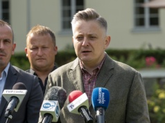 "Blokowanie umowy Mercosur musi być budowane wspólnie, rząd plus pałac prezydencki"