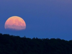 Dziś po zmroku spójrz w niebo. Rzadkie zjawisko nad Polską, będzie widoczne tylko przez 3 godziny