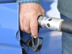 Większość kierowców popełnia ten błąd przy tankowaniu – sprawdź, czy Ty też