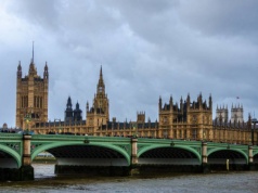 Coraz więcej Brytyjczyków w Polsce. Powód nie musi być oczywisty