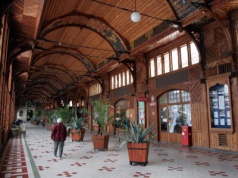 Polskie uzdrowisko ma się czym pochwalić. To tam znajduje się najdłuższa hala spacerowa w Europie