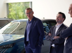 Szef marki, Alain Favey, w Irlandii: Peugeot wzmacnia swoją pozycję