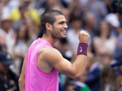 Carlos Alcaraz dogonił Igę Świątek. Szósty tytuł wielkoszlemowy Hiszpana!