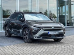 Używany Citroën C5X z benzynowym silnikiem 180 KM – 10 najtańszych ofert w Polsce