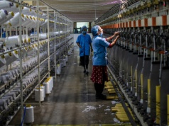 Za minimalną krajową nie wstaną z kanapy. Młodzi ludzie umieją liczyć