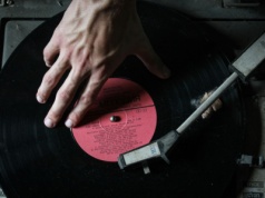 Te płyty trzeba przesłuchać chociaż raz w życiu. Zaskakują zawartością, ale też doskonałym brzmieniem