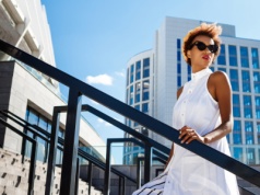 „Tu jest jakby luksusowo”. Polskie domy i mieszkania premium robią furorę