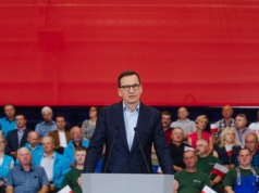 PiS jednak chce wiatraków. Mówi o nich nowy program energetyczny