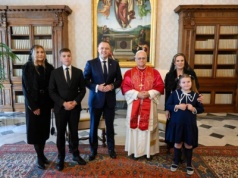 Papież przyjedzie na Warmię i Mazury? Karol Nawrocki zaprosił Leona XIV do Gietrzwałdu